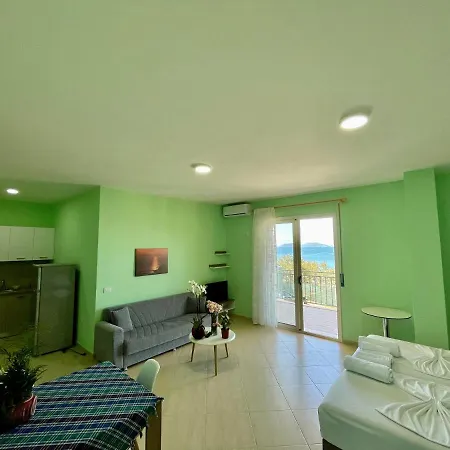 Ξενοδοχείο με διαμερίσματα Comfort Vlorë