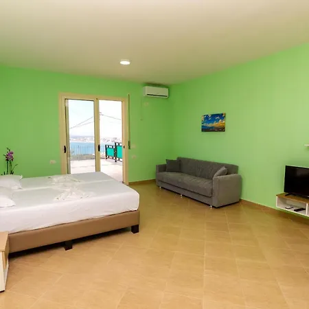Aparthotel Comfort Vlorë